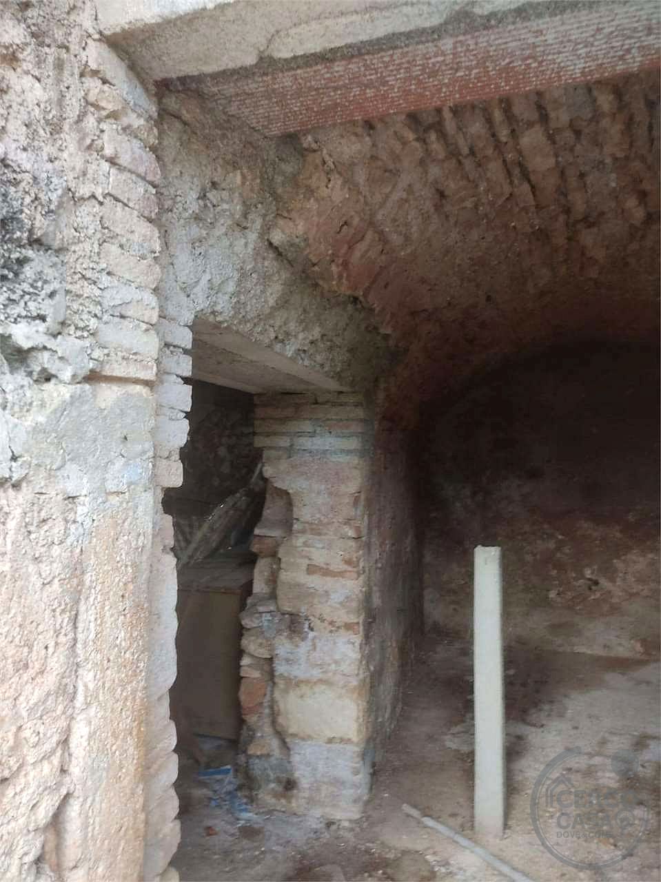 PORZIONE DI FABBRICATO DA RISTRUTTURARE