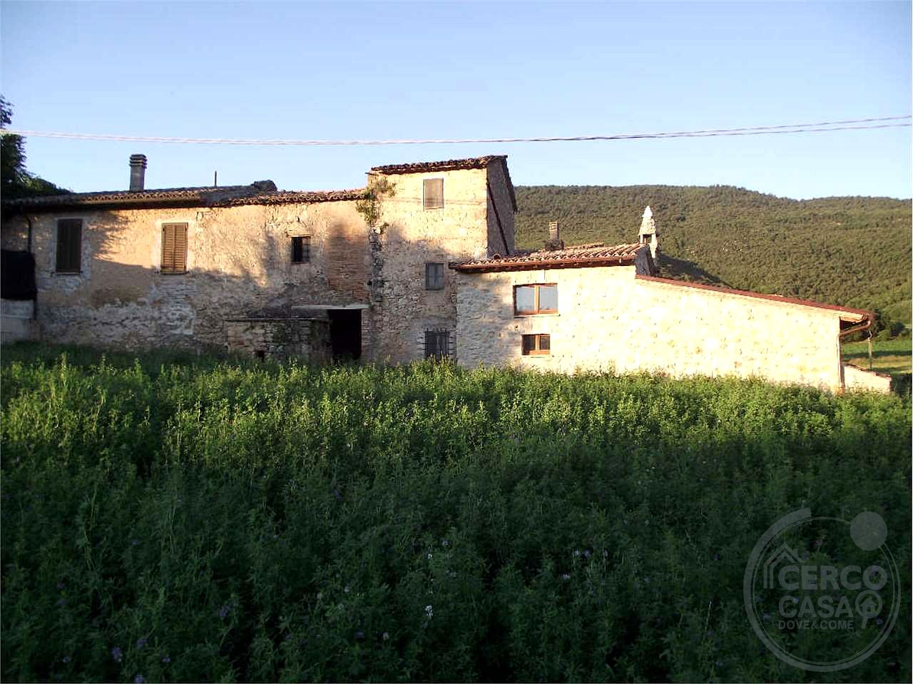 PORZIONE DI FABBRICATO DA RISTRUTTURARE