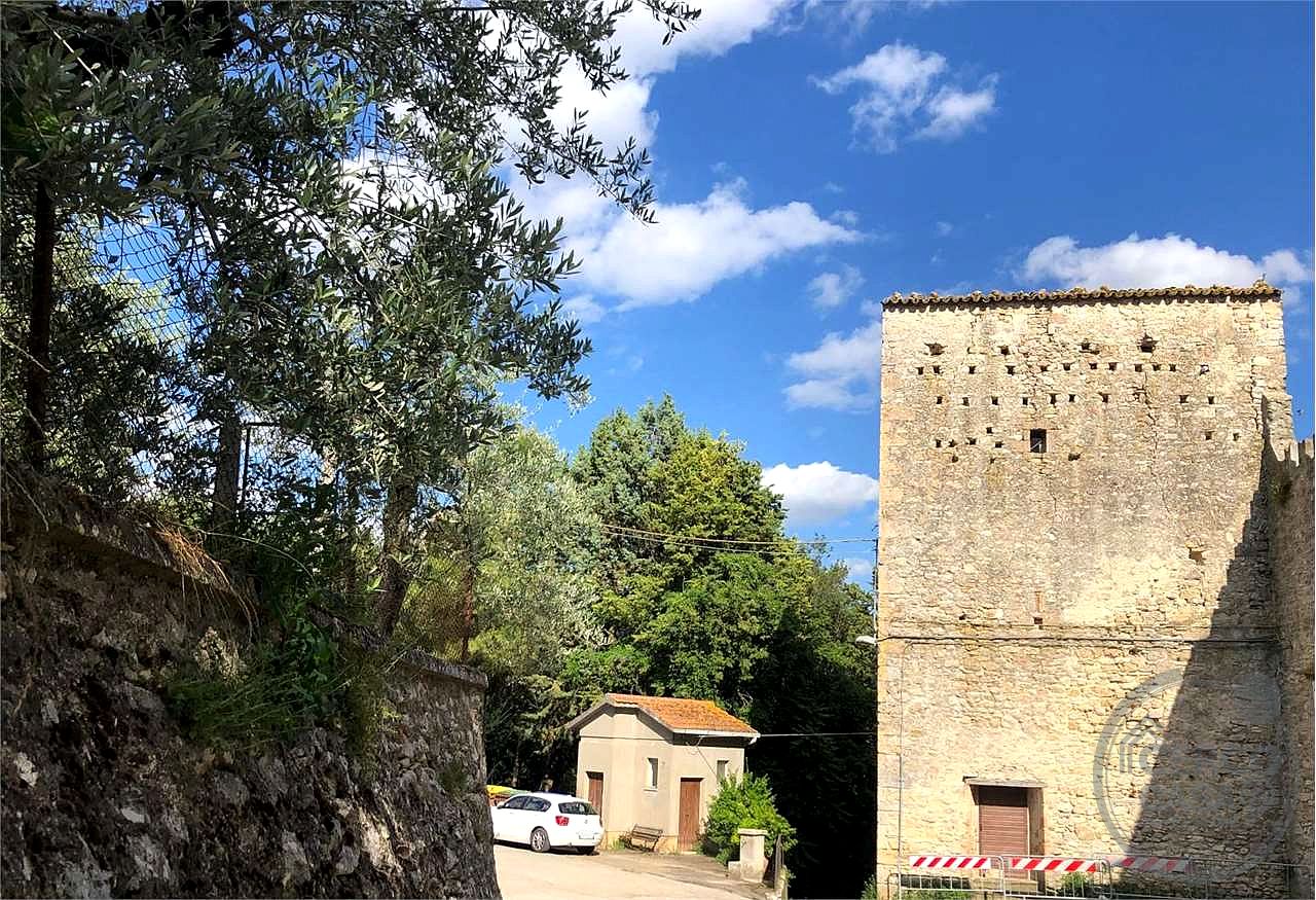 TORRE DEL 1400 IN ANTICO BORGO