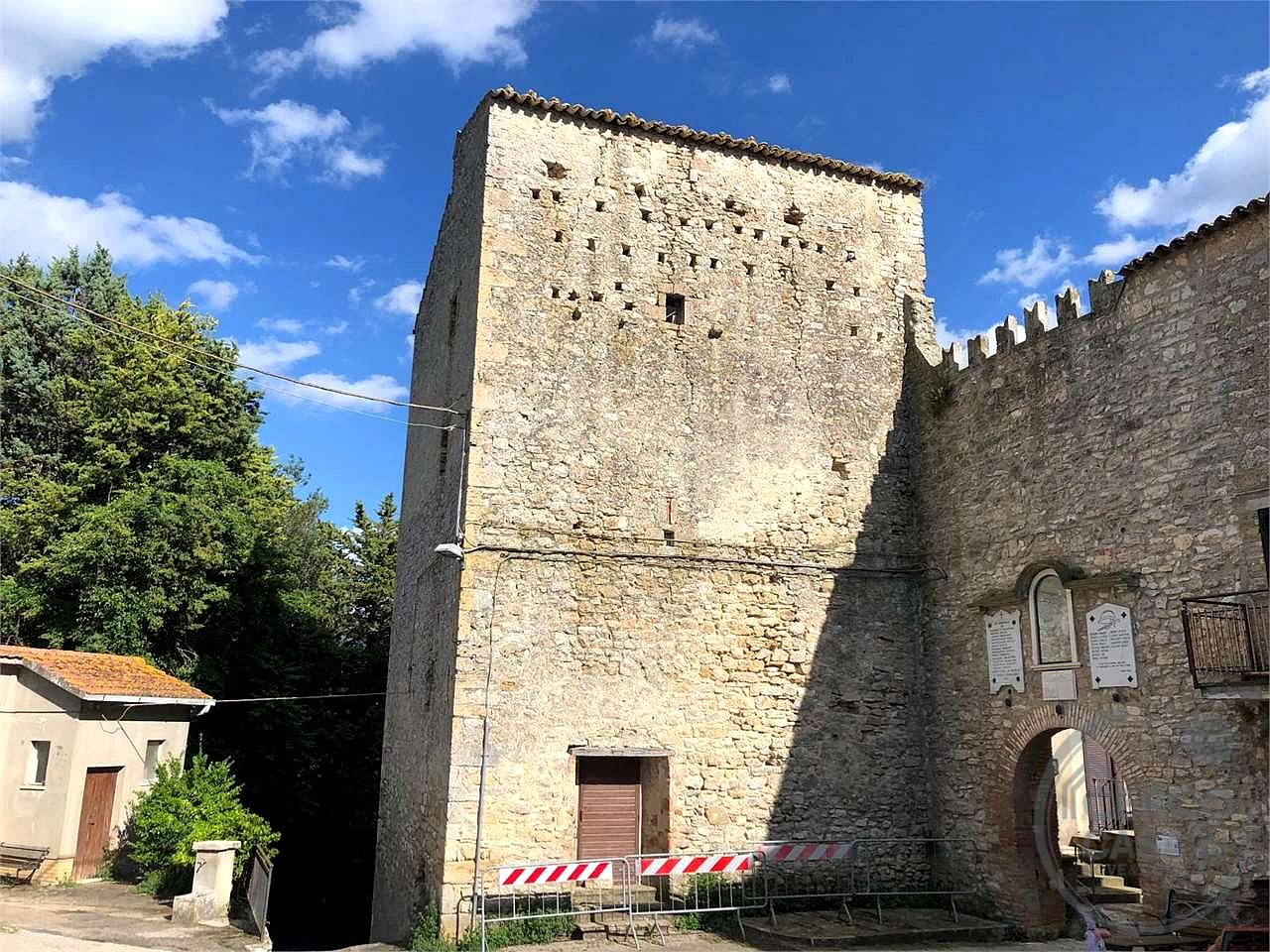 TORRE DEL 1400 IN ANTICO BORGO