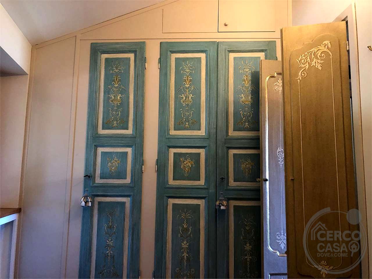 TODI - CENTRO STORICO: APPARTAMENTO PANORAMICO AL SECONDO ED ULTIMO PIANO