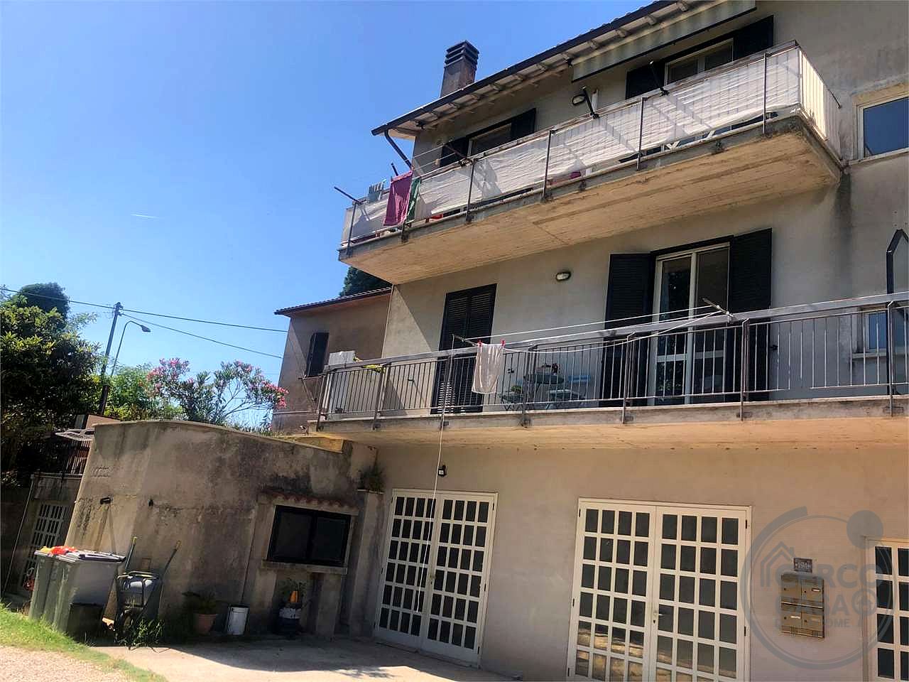 TODI - COLLEVALENZA: APPARTAMENTO IN QUADRIFAMILIARE