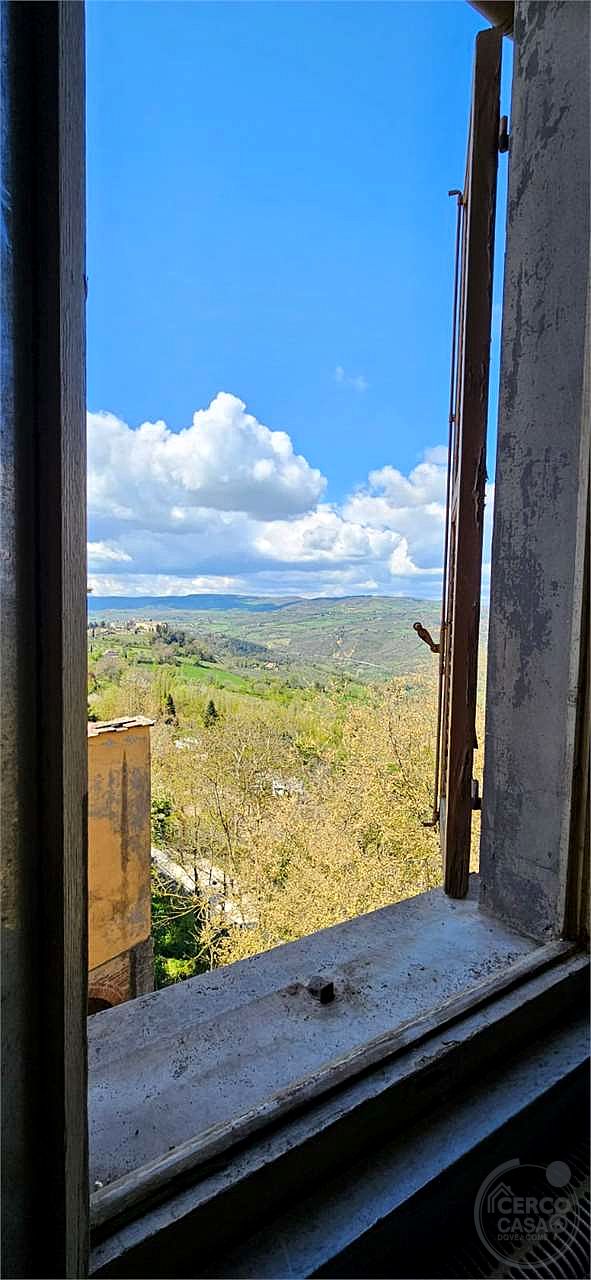 TODI – CENTRO STORICO – APPARTAMENTO