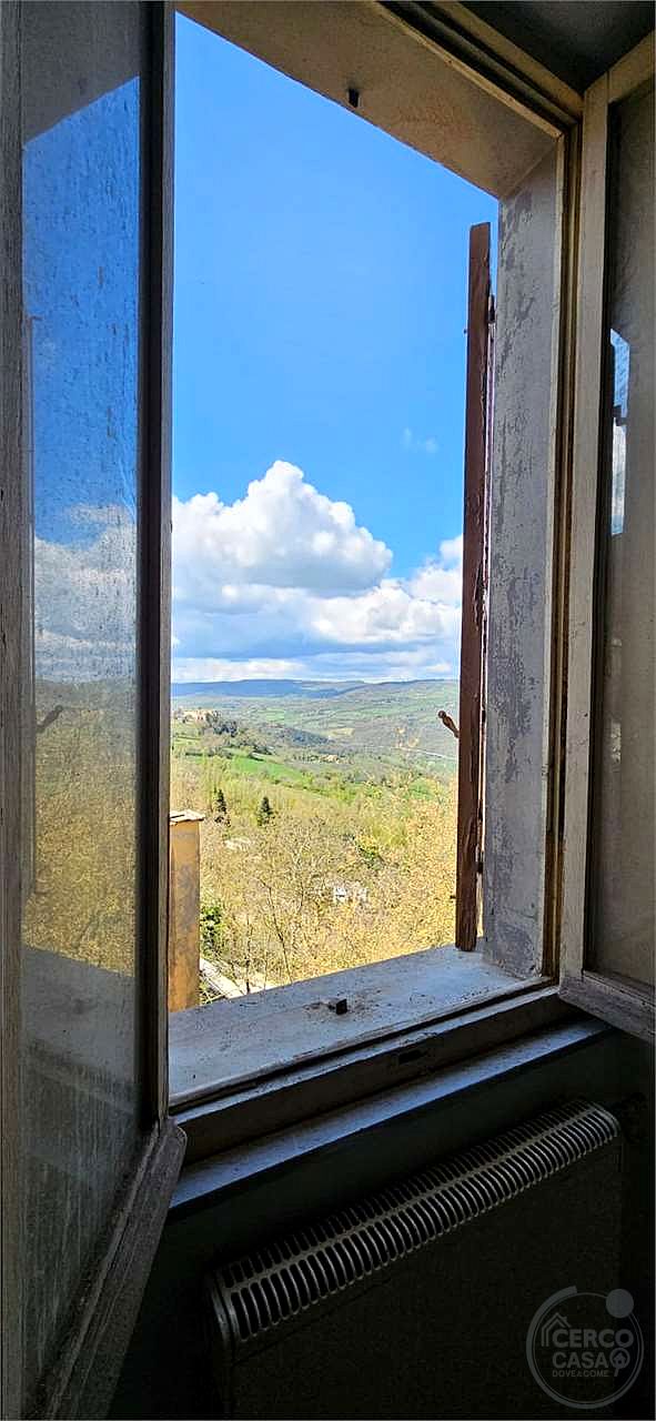 TODI – CENTRO STORICO – APPARTAMENTO