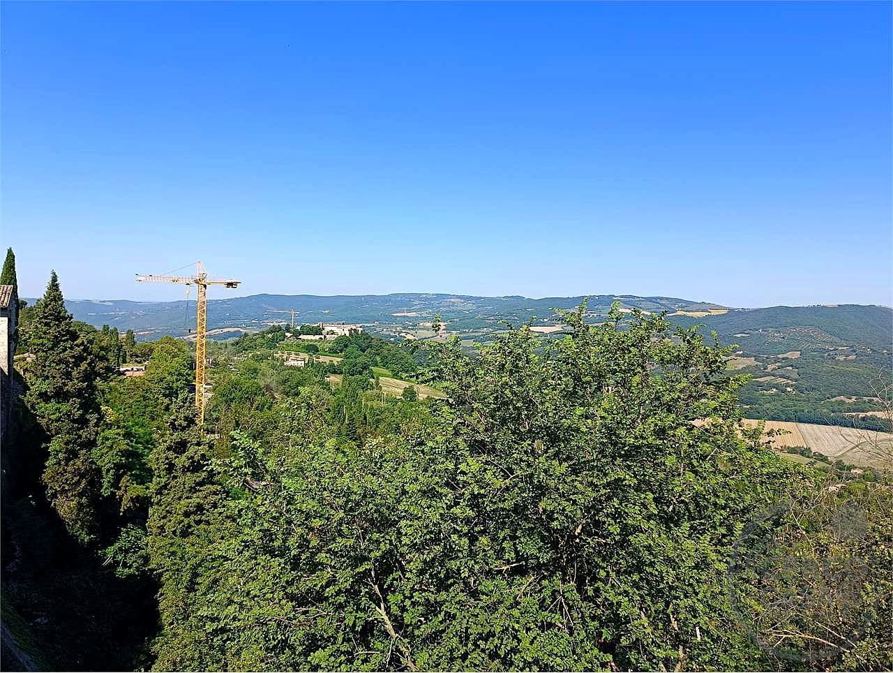 TODI – CENTRO STORICO – APPARTAMENTO