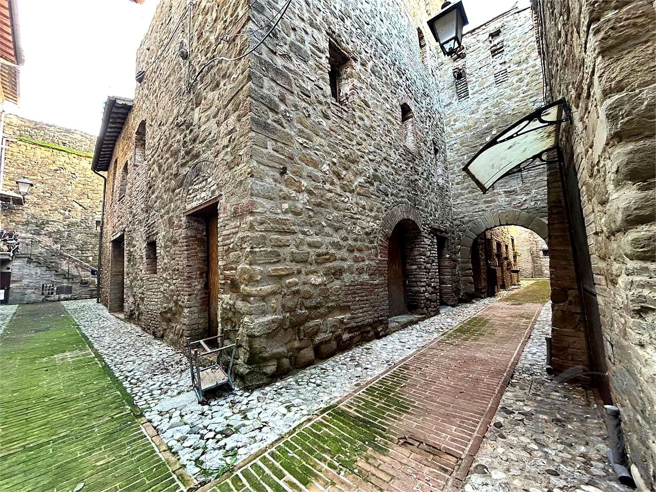 ASSISI - PETRIGNANO - CARATTERISTICO CIELOTERRA