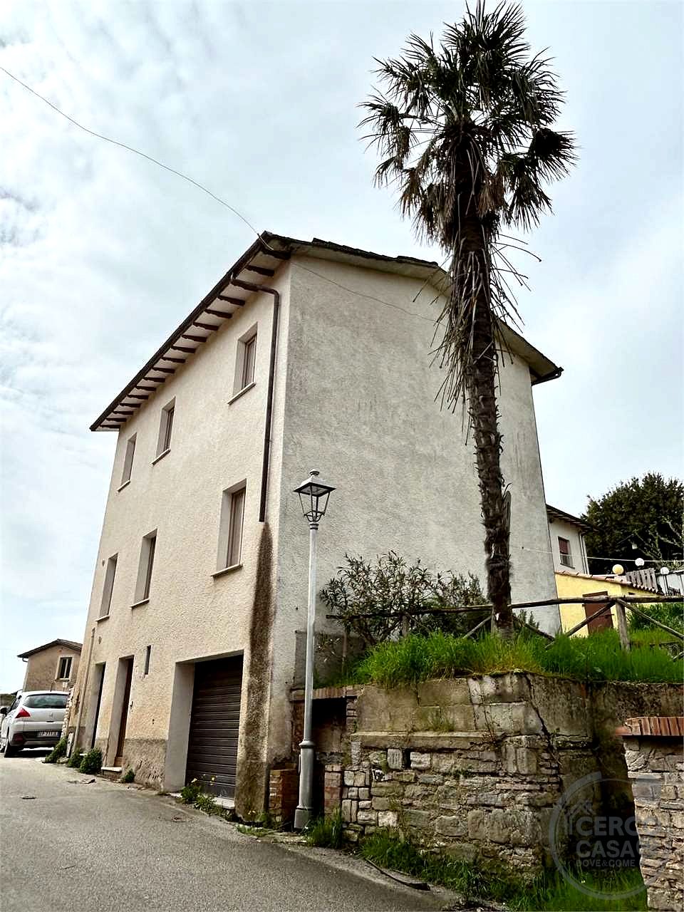 GUALDO TADINO - LOC. PIAGGE: CIELO-TERRA