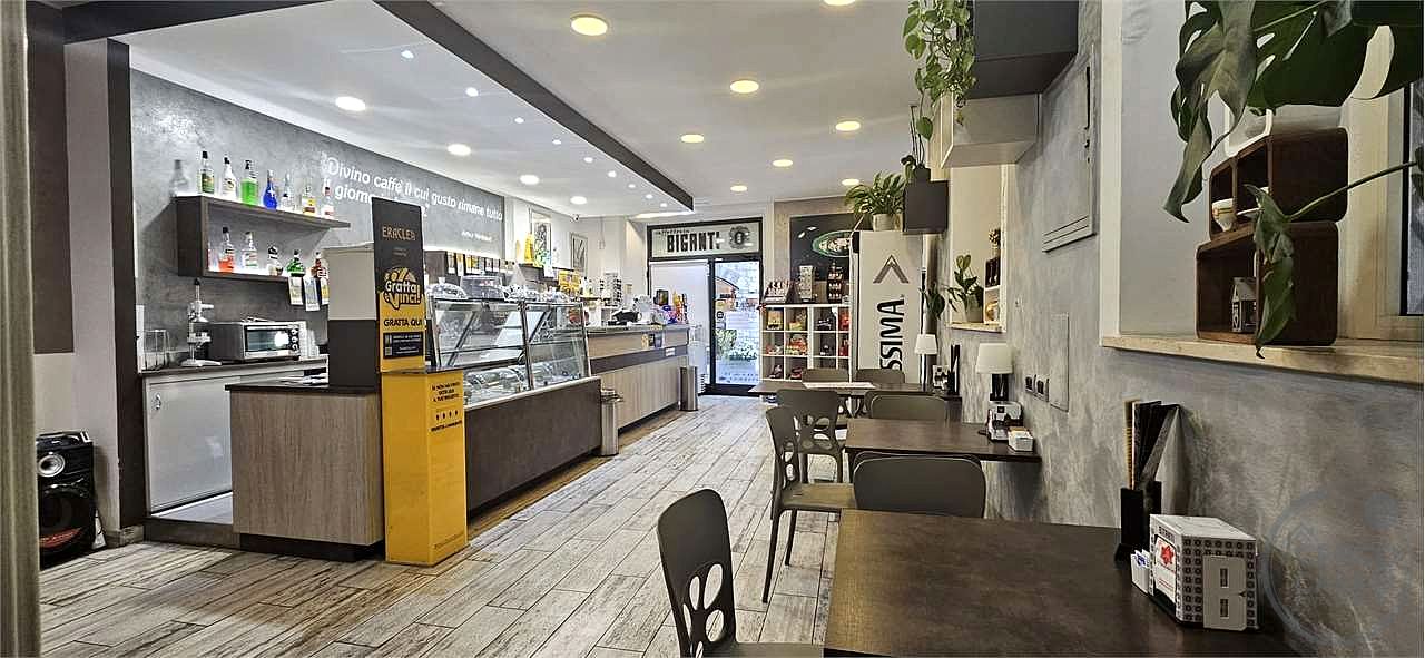TODI CENTRO STORICO: ATTIVITA' DI BAR/CAFFETTERIA