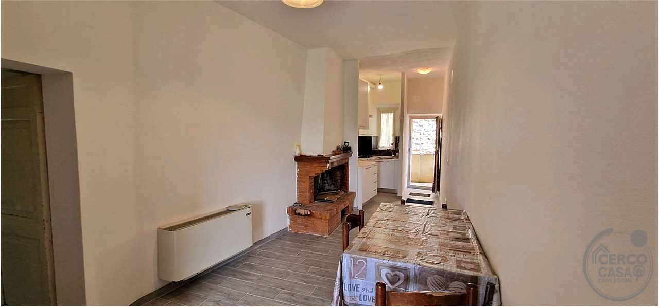 MASSA MARTANA - VIEPRI: APPARTAMENTO RISTRUTTURATO