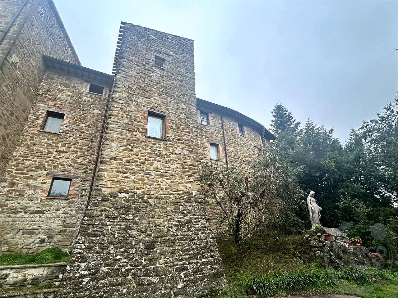ASSISI: CASTELLO DI PORZIANO