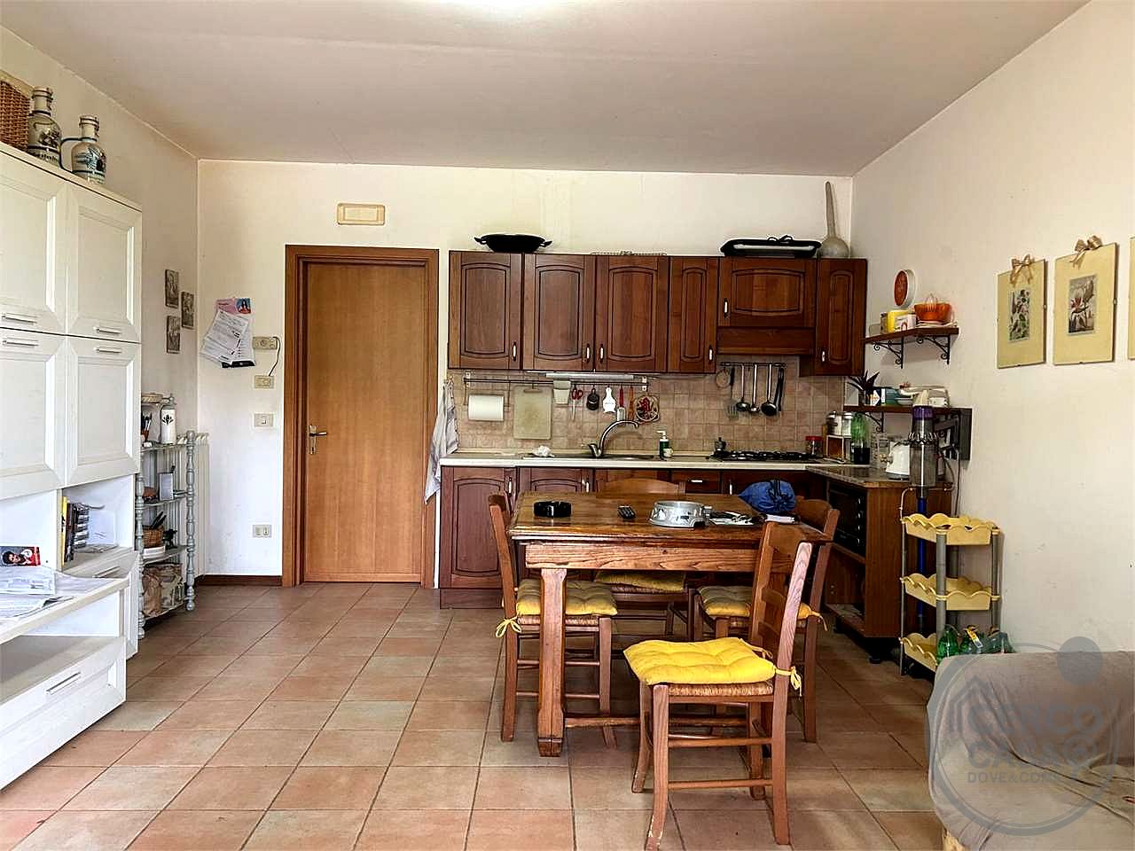 CANNARA (COLLEMANCIO): APPARTAMENTO IN CASALE