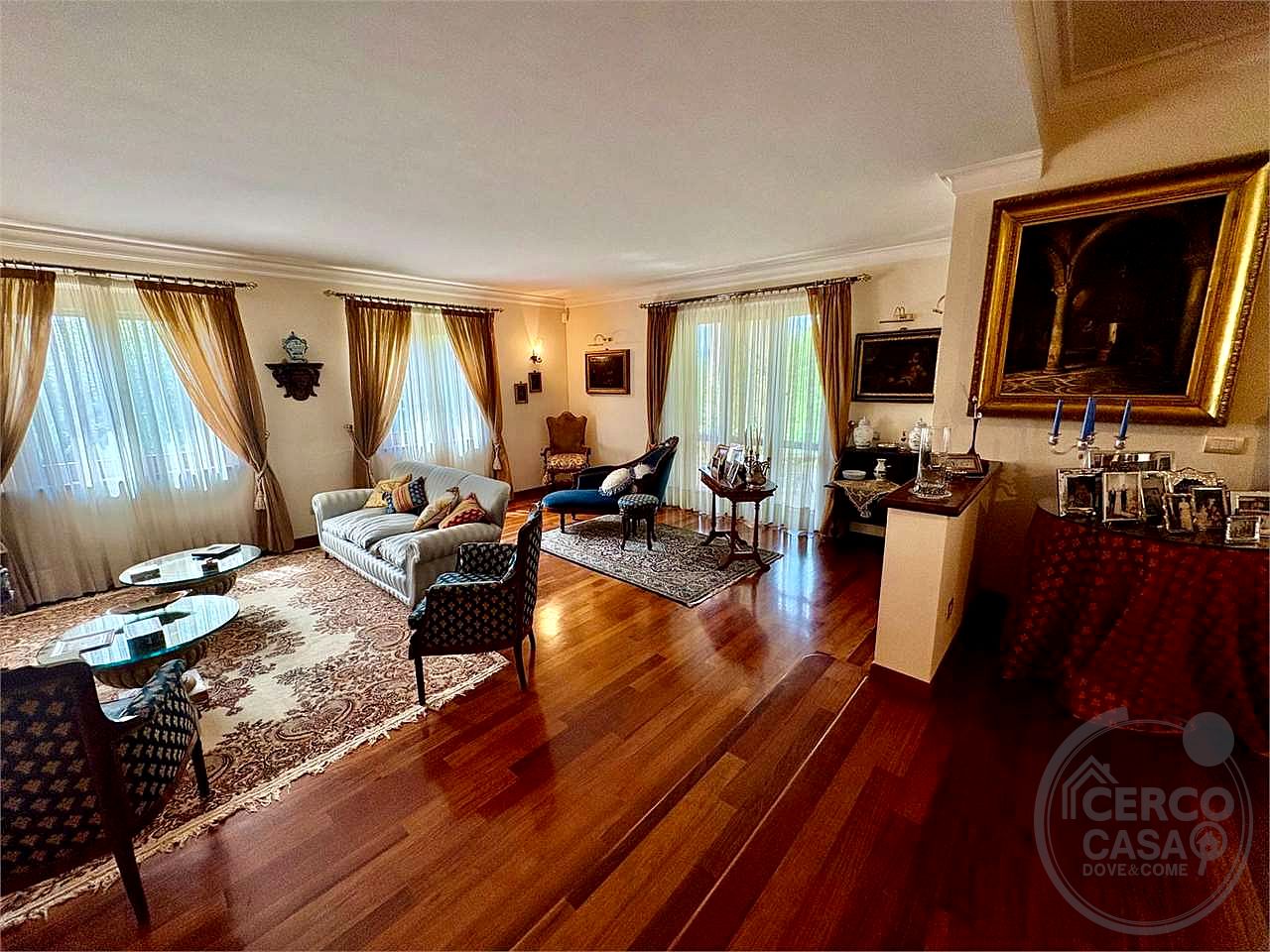 TODI - MONTELUPINO: PRESTIGIOSA VILLA PANORAMICA