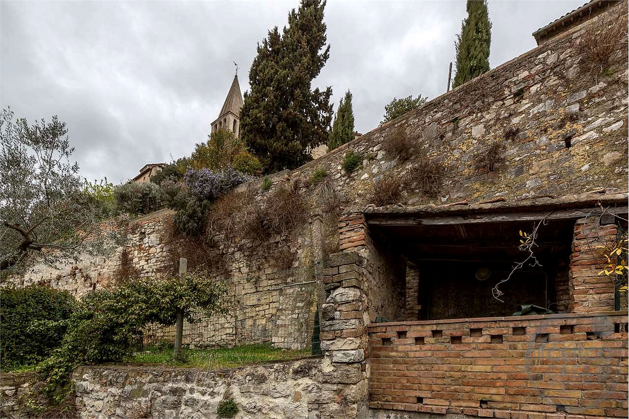 ATTICO IN CENTRO STORICO CON GIARDINO PANORAMICO