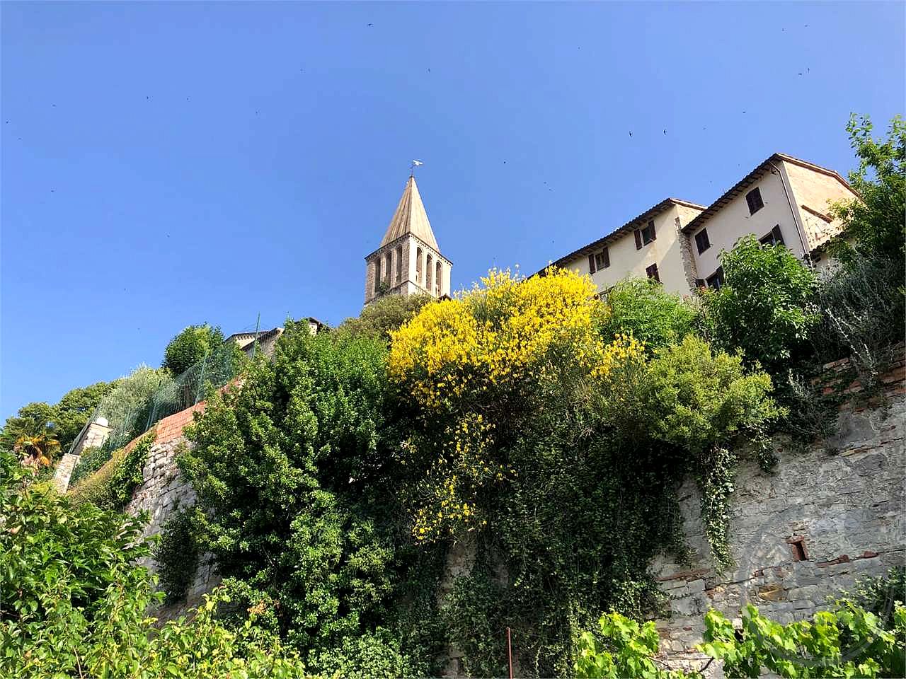 ATTICO IN CENTRO STORICO CON GIARDINO PANORAMICO