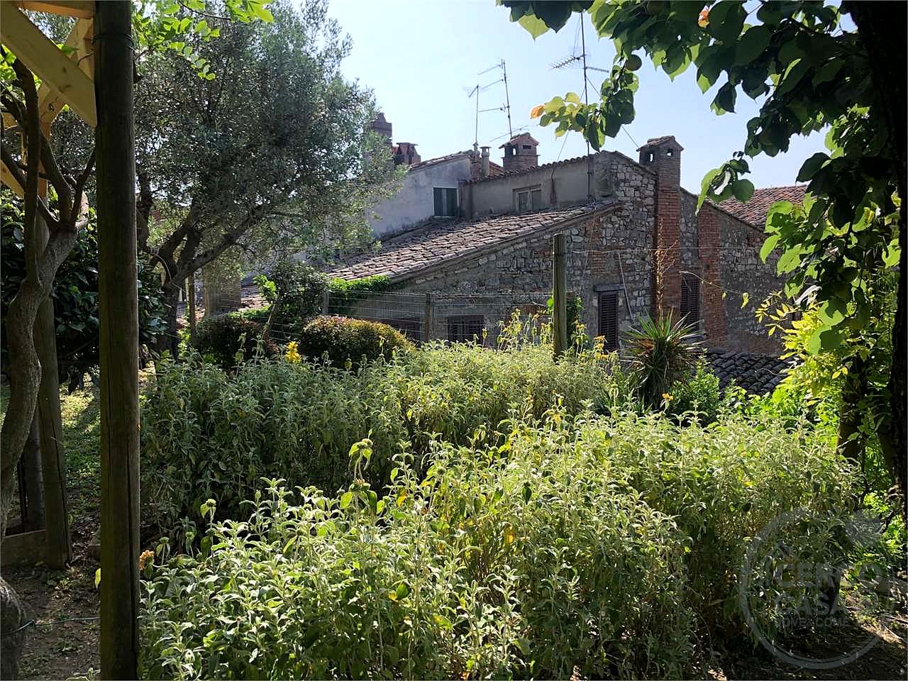 ATTICO IN CENTRO STORICO CON GIARDINO PANORAMICO