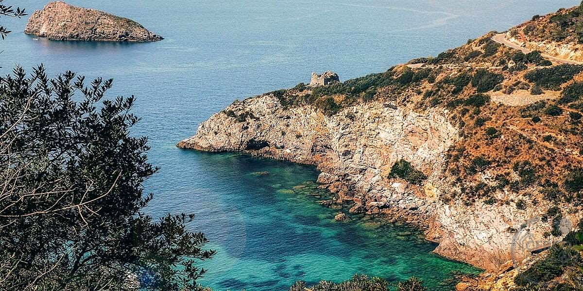 MONTE ARGENTARIO (PORTO SANTO STEFANO): TENUTA ESCLUSIVA