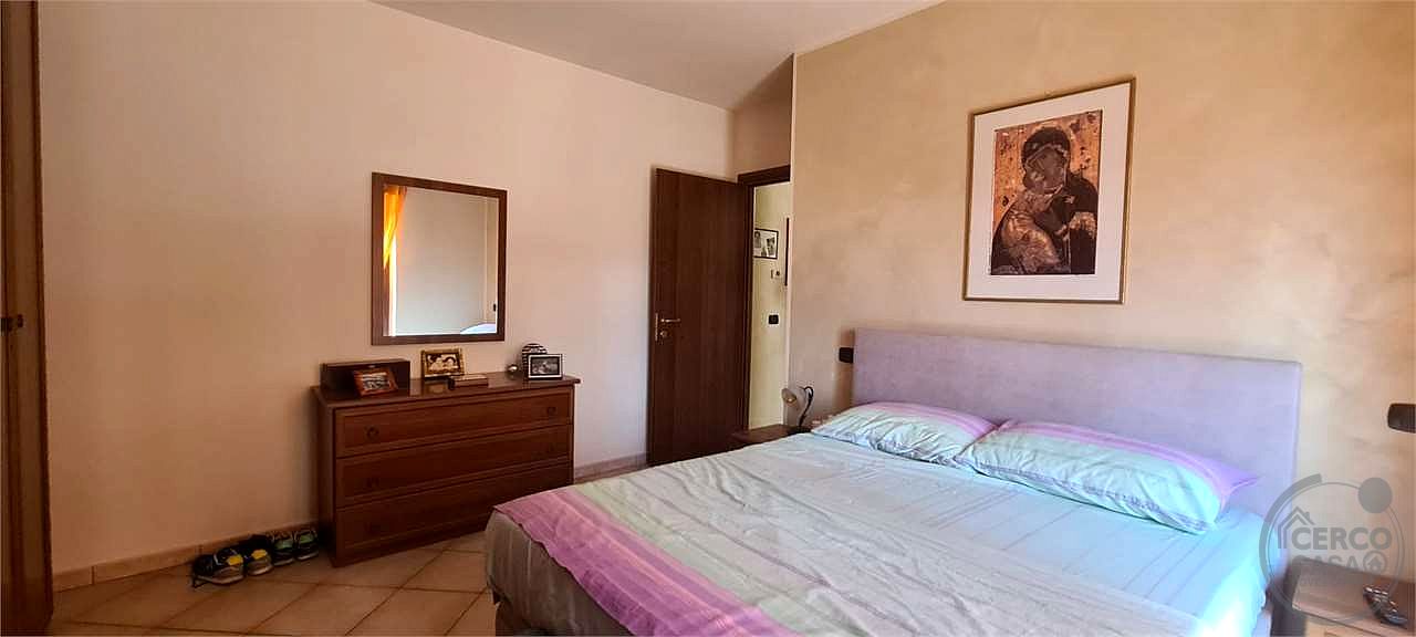 TODI - PIAN DI PORTO: APPARTAMENTO CON GARAGE