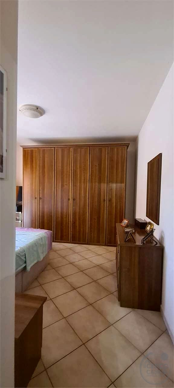 TODI - PIAN DI PORTO: APPARTAMENTO CON GARAGE
