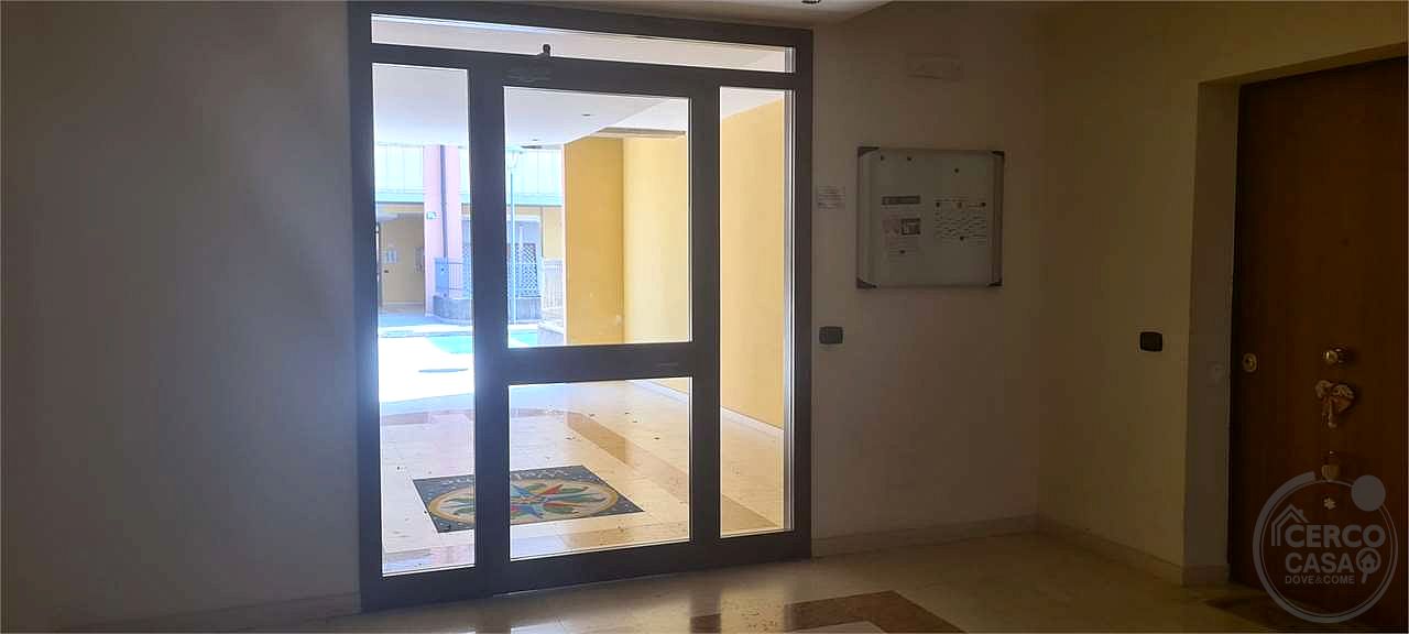 TODI - PIAN DI PORTO: APPARTAMENTO CON GARAGE