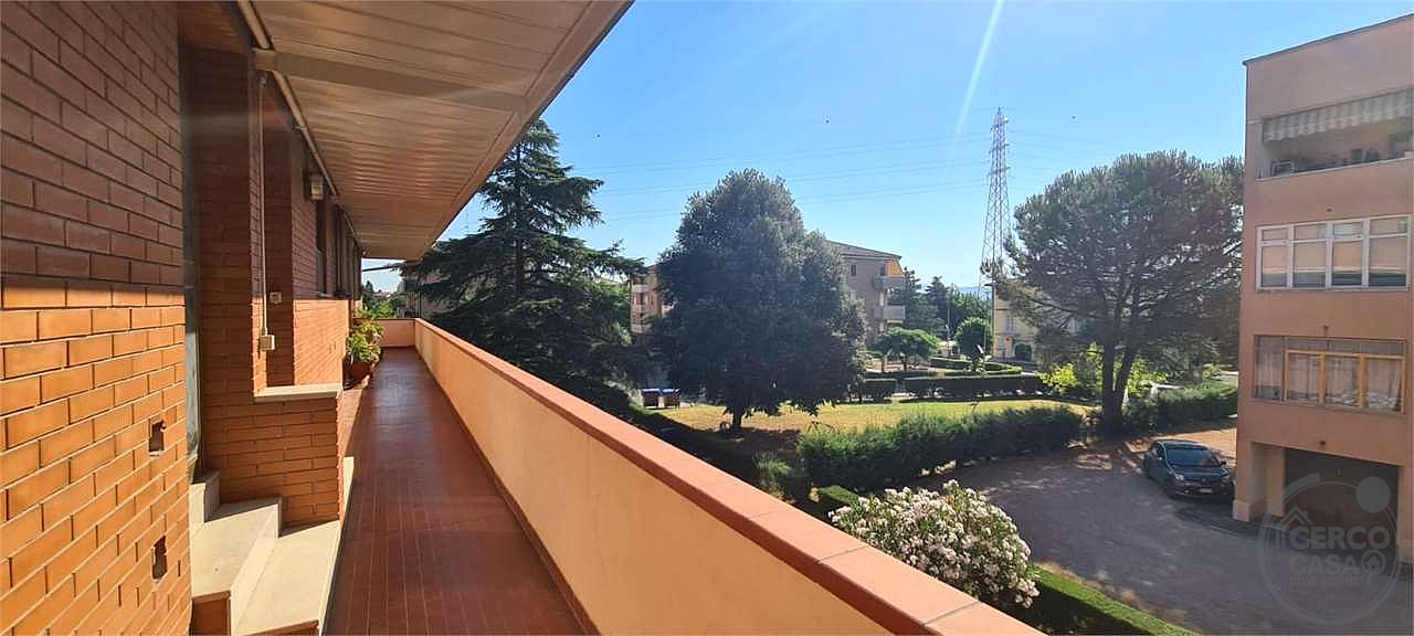 MARSCIANO (VIA LARGA): APPARTAMENTO SU DUE LIVELLI