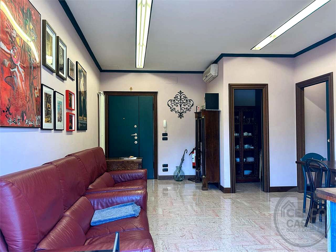FOLIGNO - CENTRO STORICO: LUMINOSO APPARTAMENTO