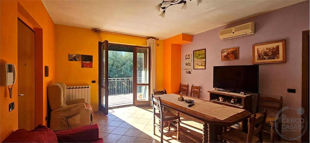 COLLAZZONE - COLLEPEPE: APPARTAMENTO CON GARAGE