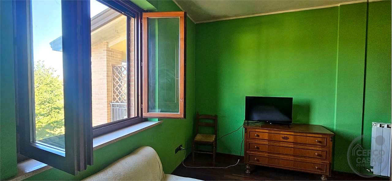 COLLAZZONE - COLLEPEPE: APPARTAMENTO CON GARAGE
