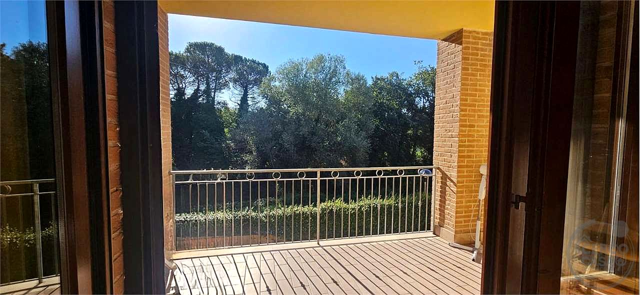 COLLAZZONE - COLLEPEPE: APPARTAMENTO CON GARAGE