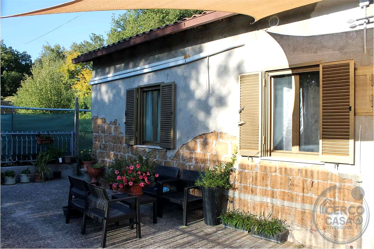 MASSA MARTANA: CASA SINGOLA SU UNICO LIVELLO