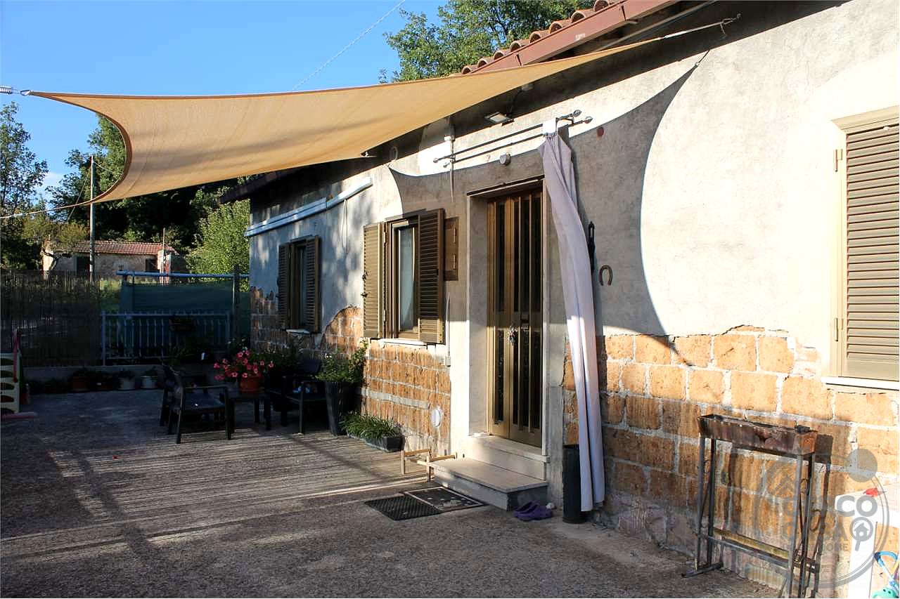MASSA MARTANA: CASA SINGOLA SU UNICO LIVELLO
