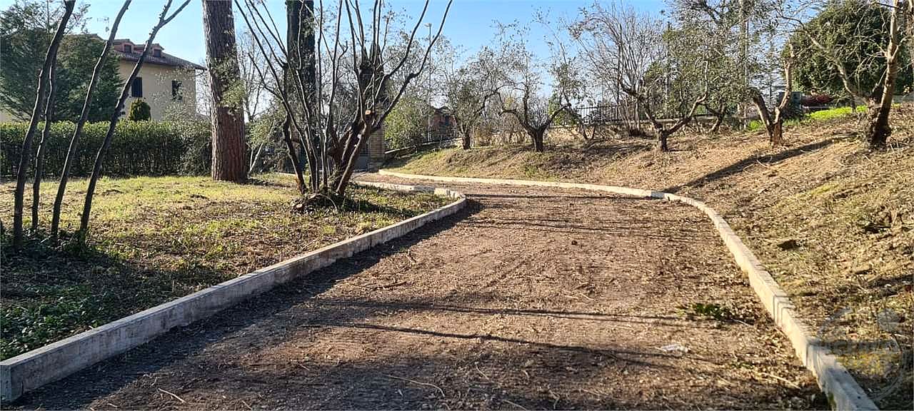 ACQUASANTA: VILLA IN PIETRA DI NUOVA COSTRUZIONE