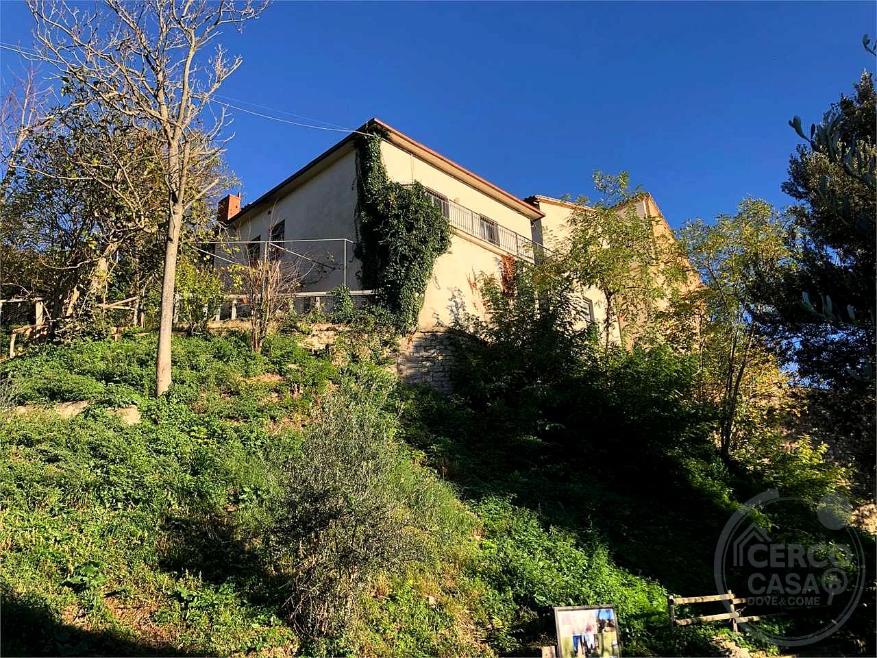 TODI - RIPAIOLI: VILLETTA STORICA PANORAMICA