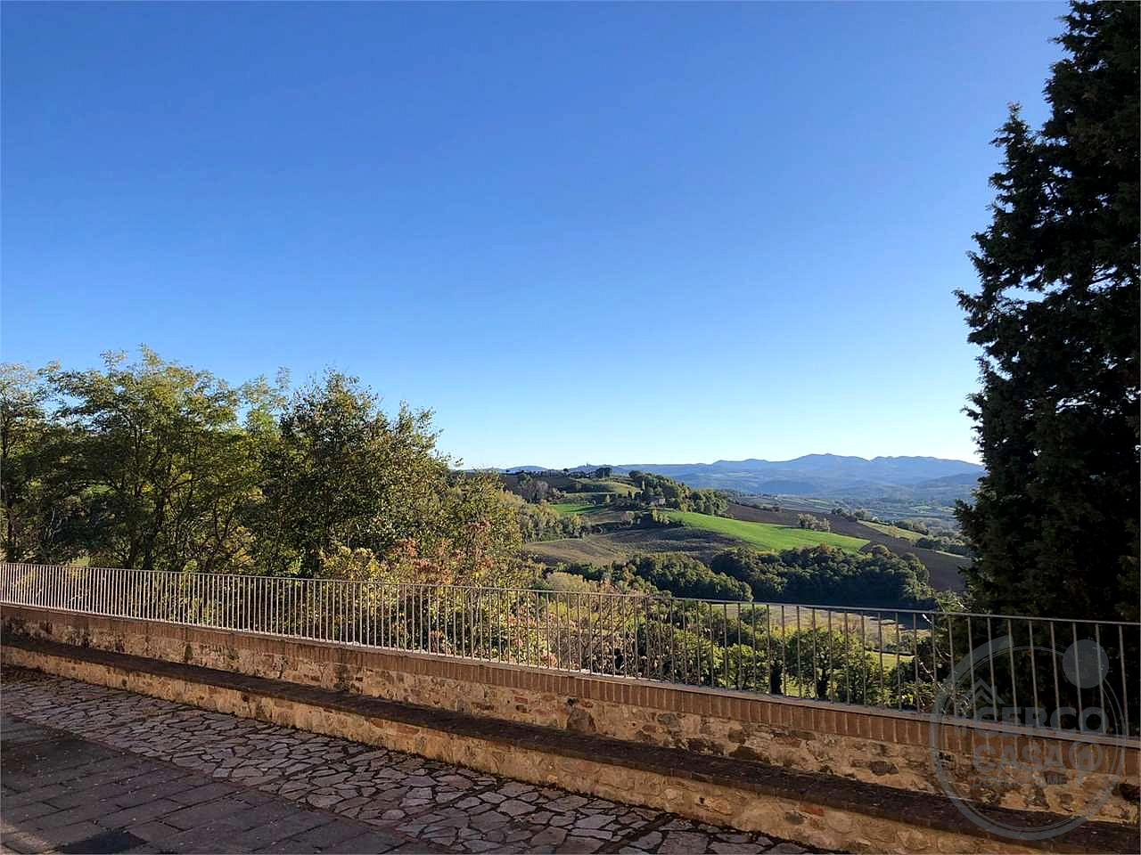 TODI - RIPAIOLI: VILLETTA STORICA PANORAMICA