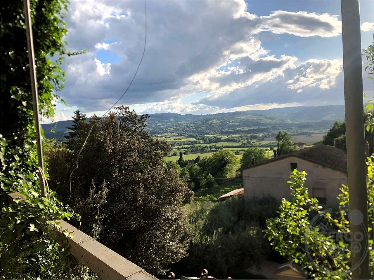 TODI - RIPAIOLI: VILLETTA STORICA PANORAMICA