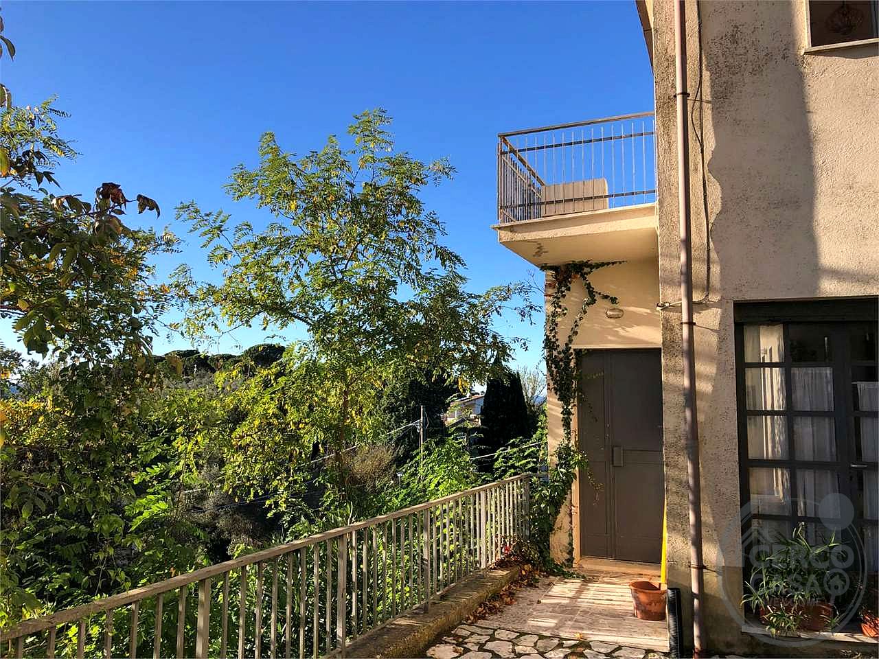 TODI - RIPAIOLI: VILLETTA STORICA PANORAMICA