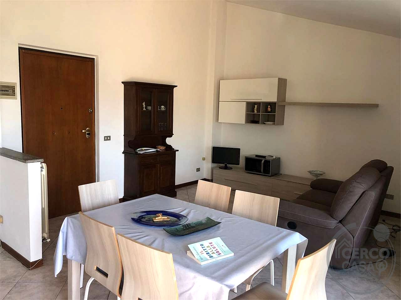 TODI - CAPPUCCINI: ULTIMO PIANO CON AMPIO TERRAZZO E GARAGE