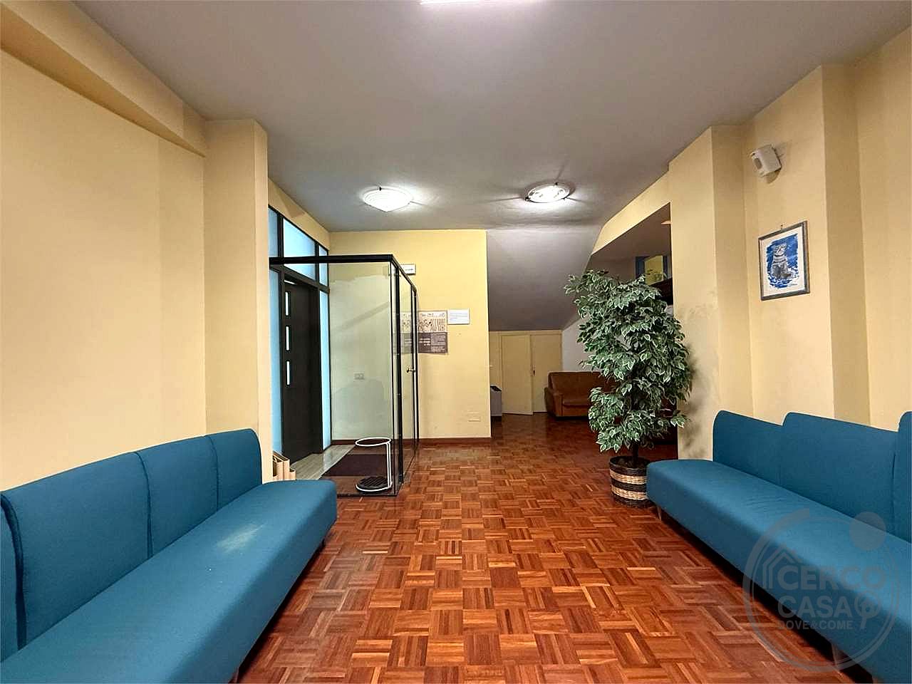 SANTA MARIA DEGLI ANGELI: LOCALE COMMERCIALE AD USO STUDIO