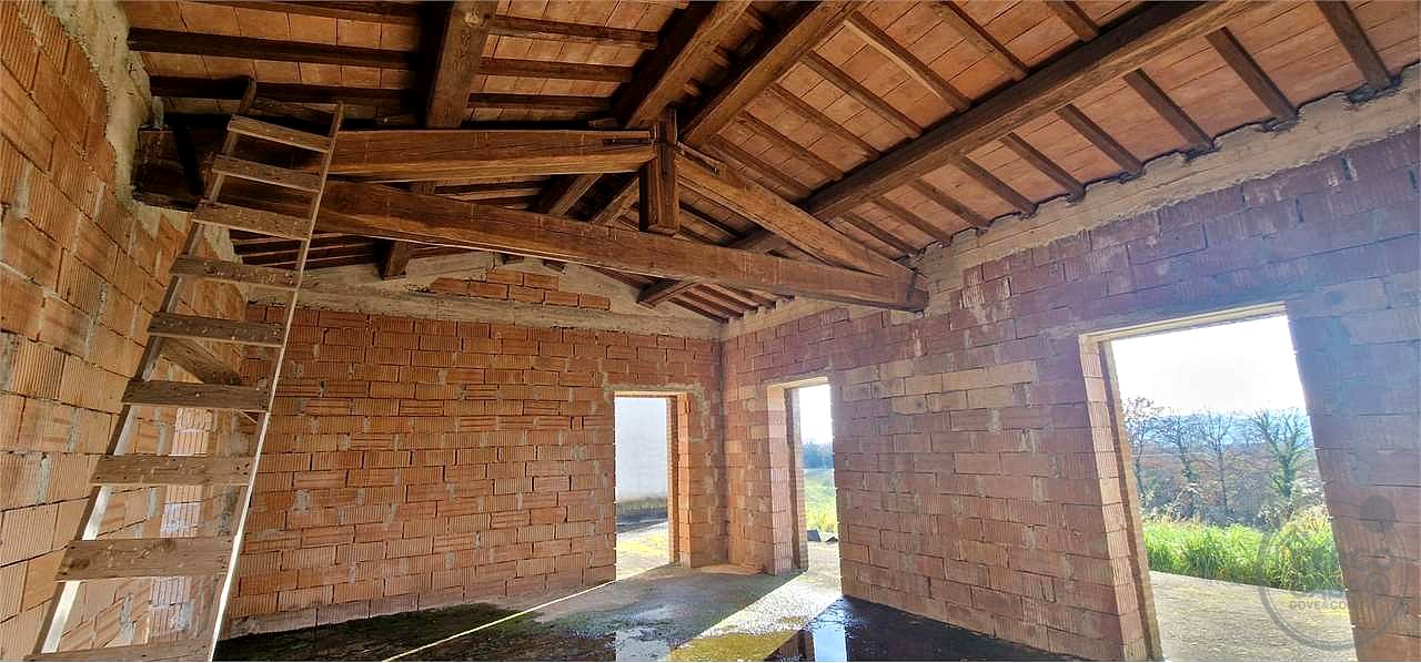 MASSA MARTANA - CASACCIA: CASALE IN PIETRA CON DEPANDANCE