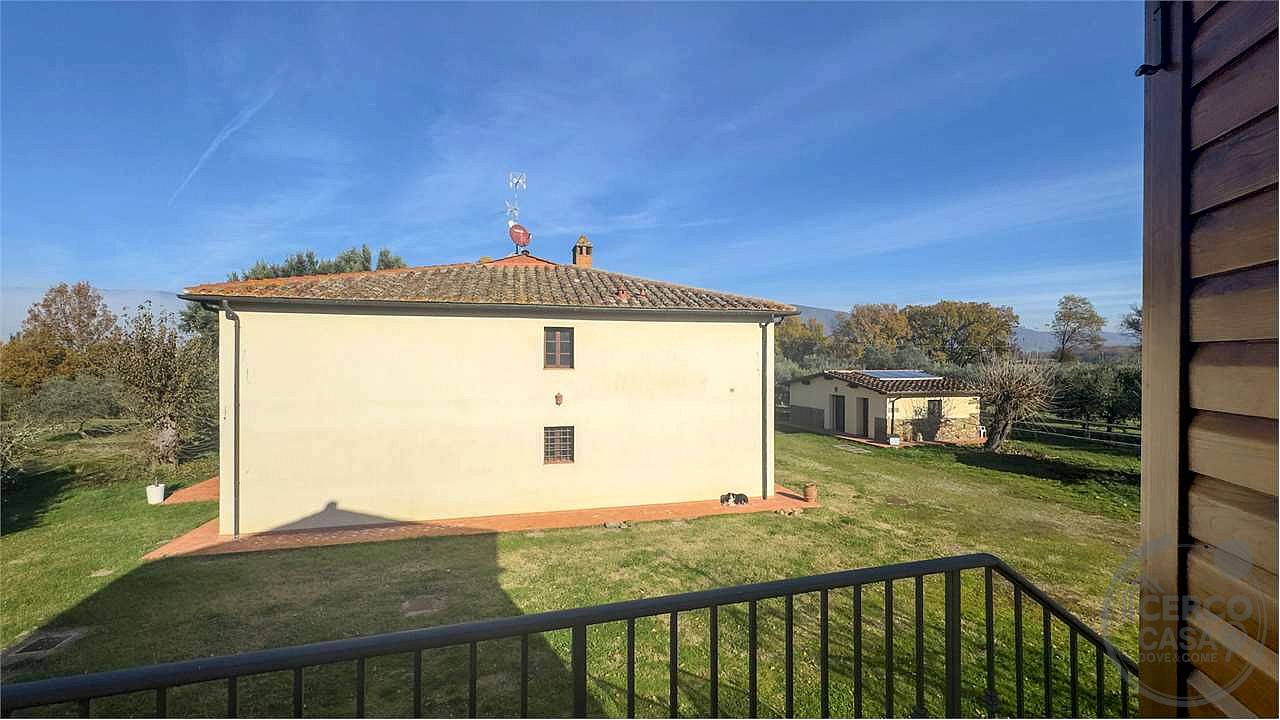 SPLENDIDA TENUTA NEL CUORE DEL VALDARNO (FIRENZE)