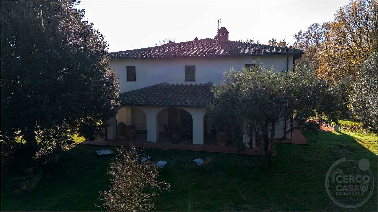 SPLENDIDA TENUTA NEL CUORE DEL VALDARNO (FIRENZE)