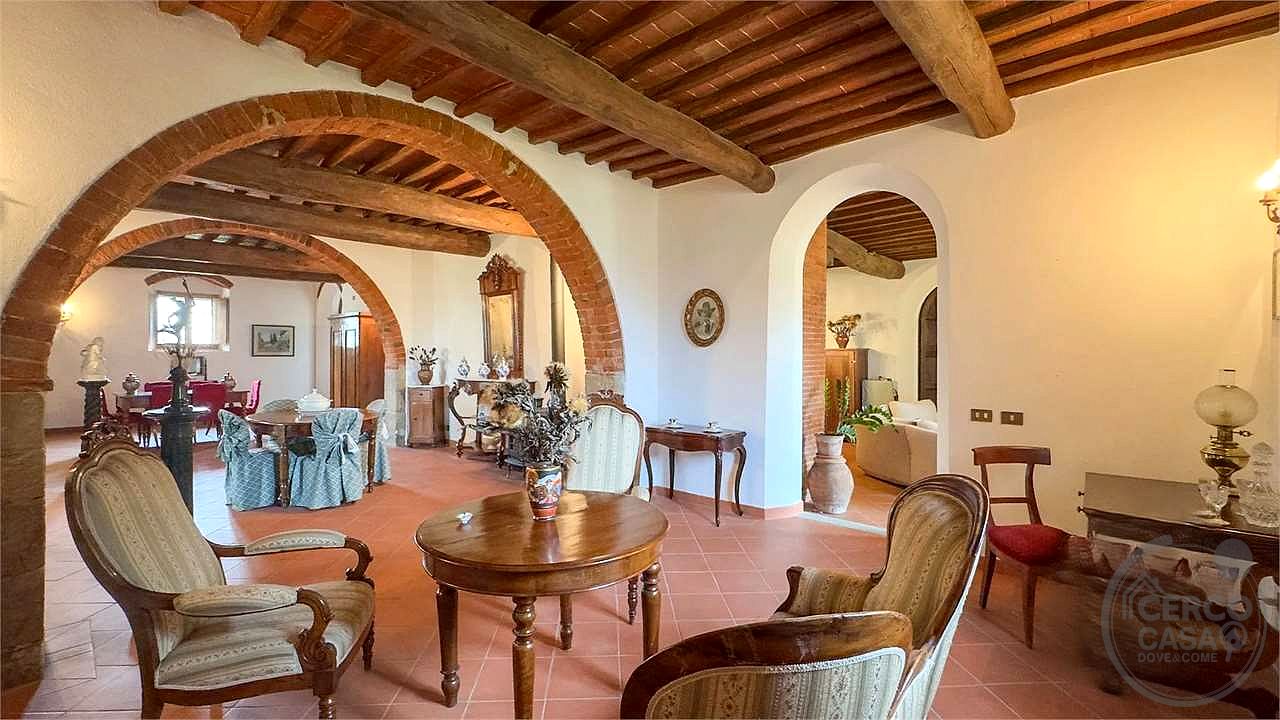 SPLENDIDA TENUTA NEL CUORE DEL VALDARNO (FIRENZE)