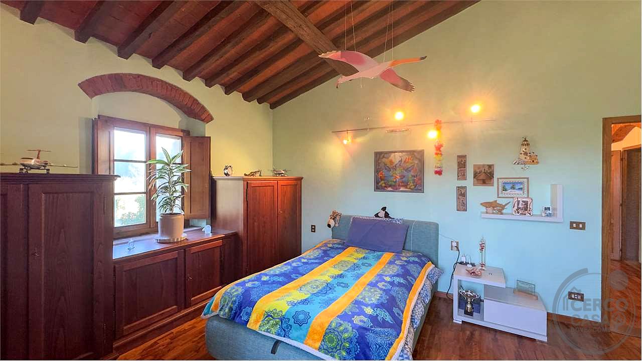 SPLENDIDA TENUTA NEL CUORE DEL VALDARNO (FIRENZE)