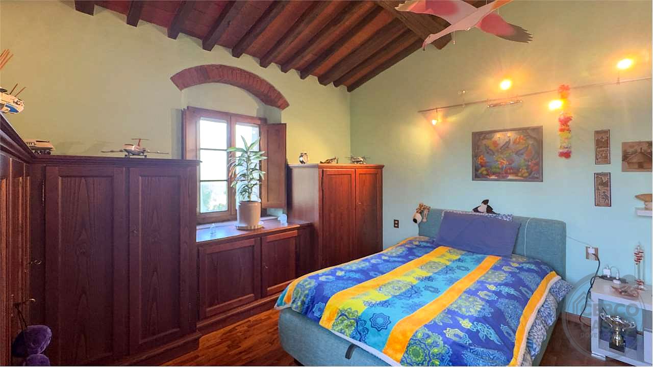 SPLENDIDA TENUTA NEL CUORE DEL VALDARNO (FIRENZE)