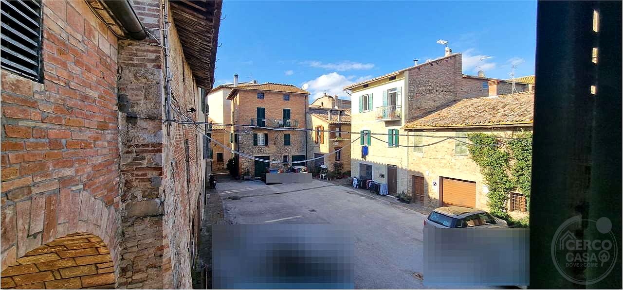 MARSCIANO - CERQUETO: APPARTAMENTO NEL CENTRO STORICO