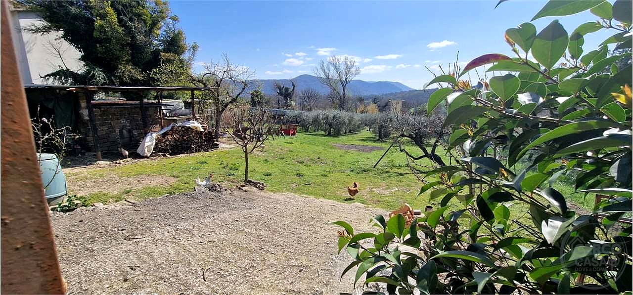 MASSA MARTANA - VILLA SAN FAUSTINO: TERRENO EDIFICABILE