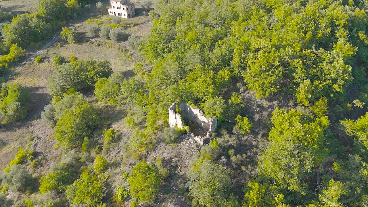 TERNI - PARRANO: RUDERE CON TERRENO