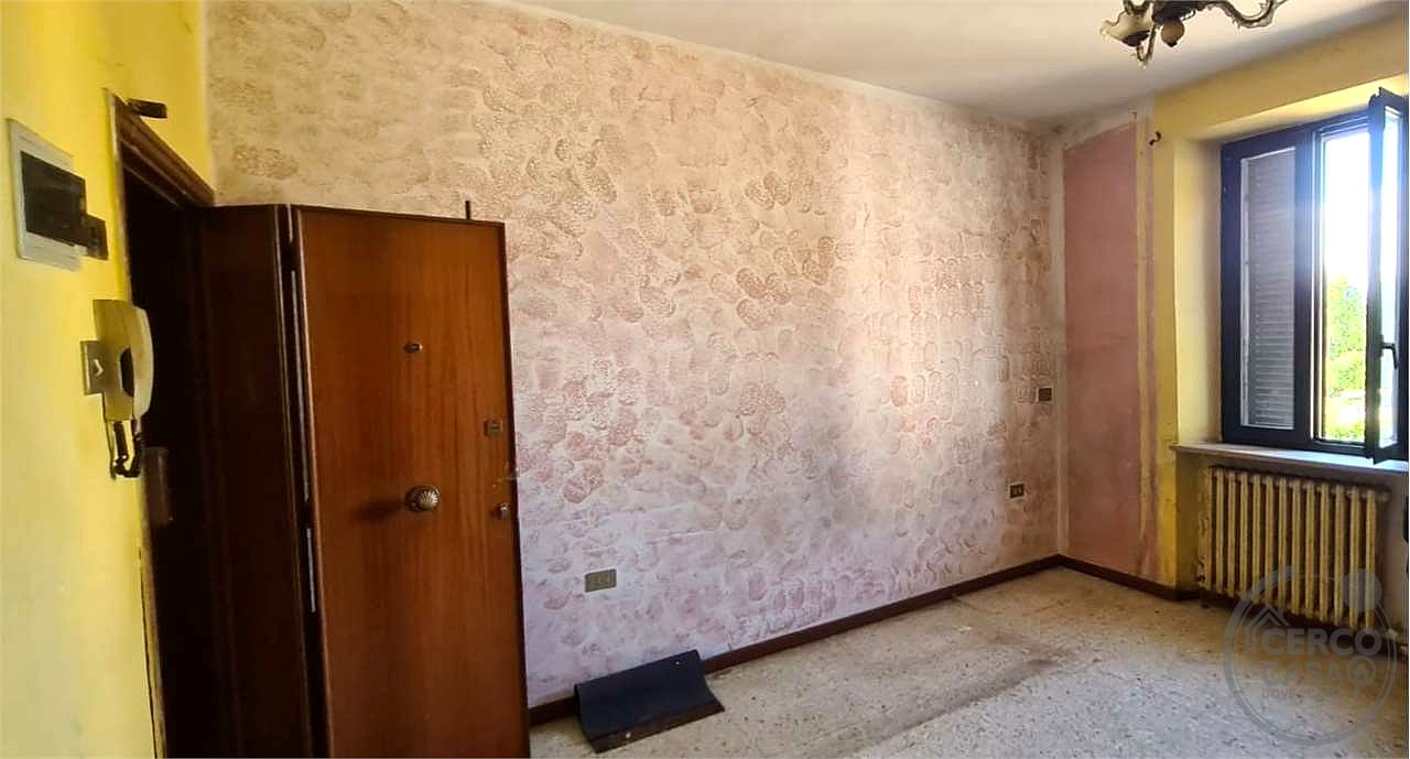 TODI – PANTALLA : APPARTAMENTO IN CASA SINGOLA