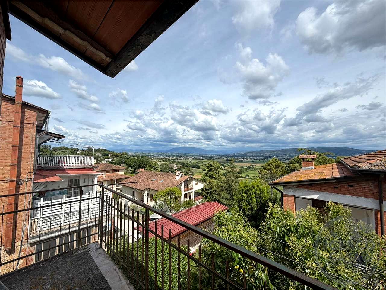 PERUGIA - SAN MARTINO IN COLLE: APPARTAMENTO IN CASA SINGOLA