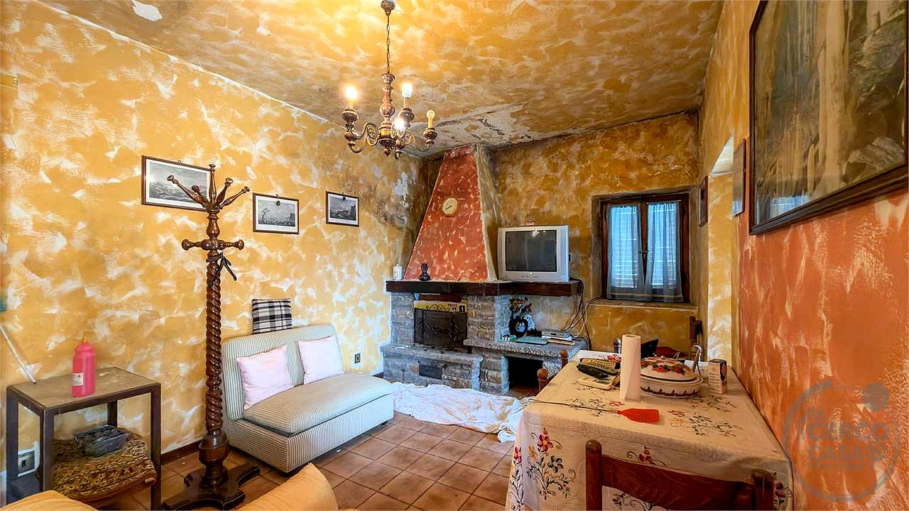 CINIGIANO: TENUTA AGRICOLA CON VISTA SUL MONTE AMIATA