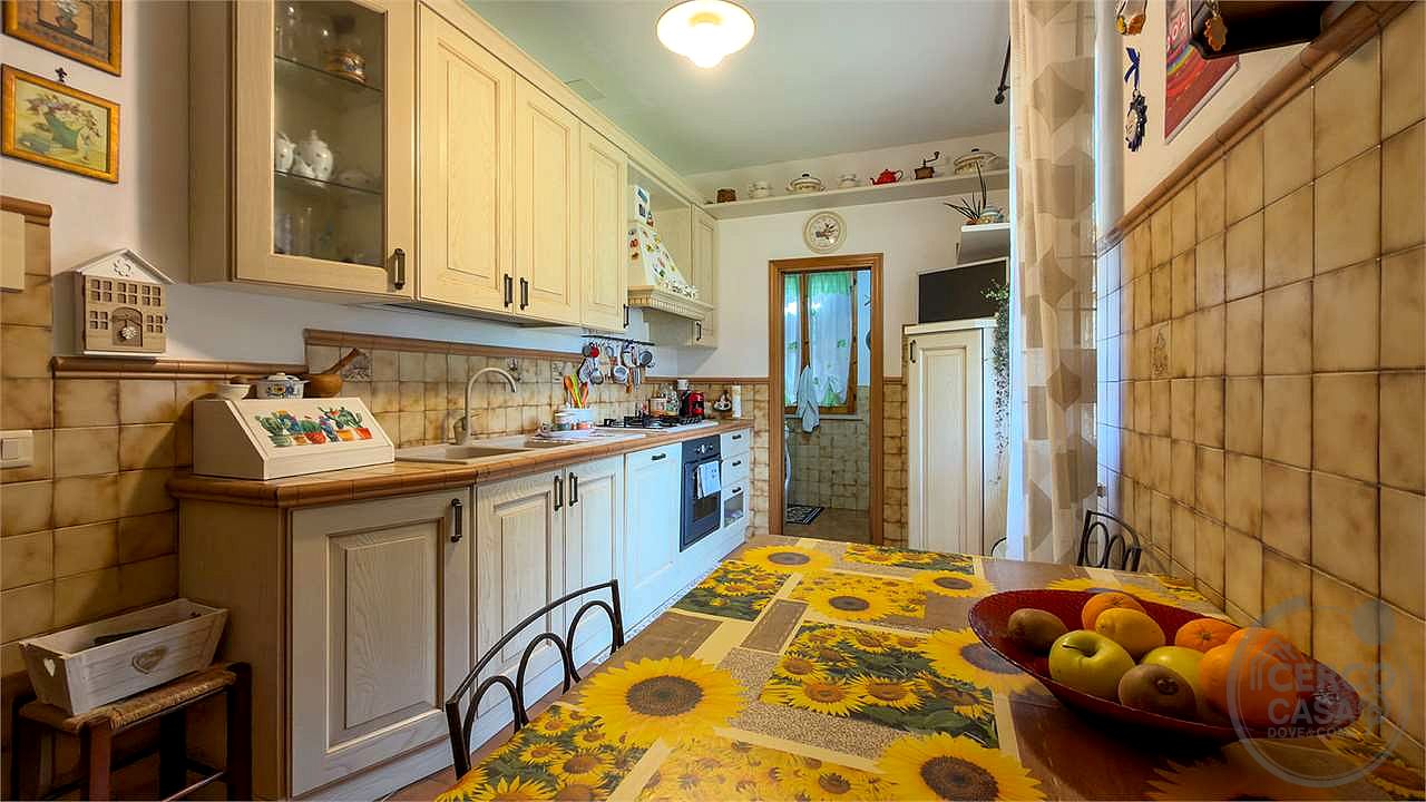 CINIGIANO: TENUTA AGRICOLA CON VISTA SUL MONTE AMIATA